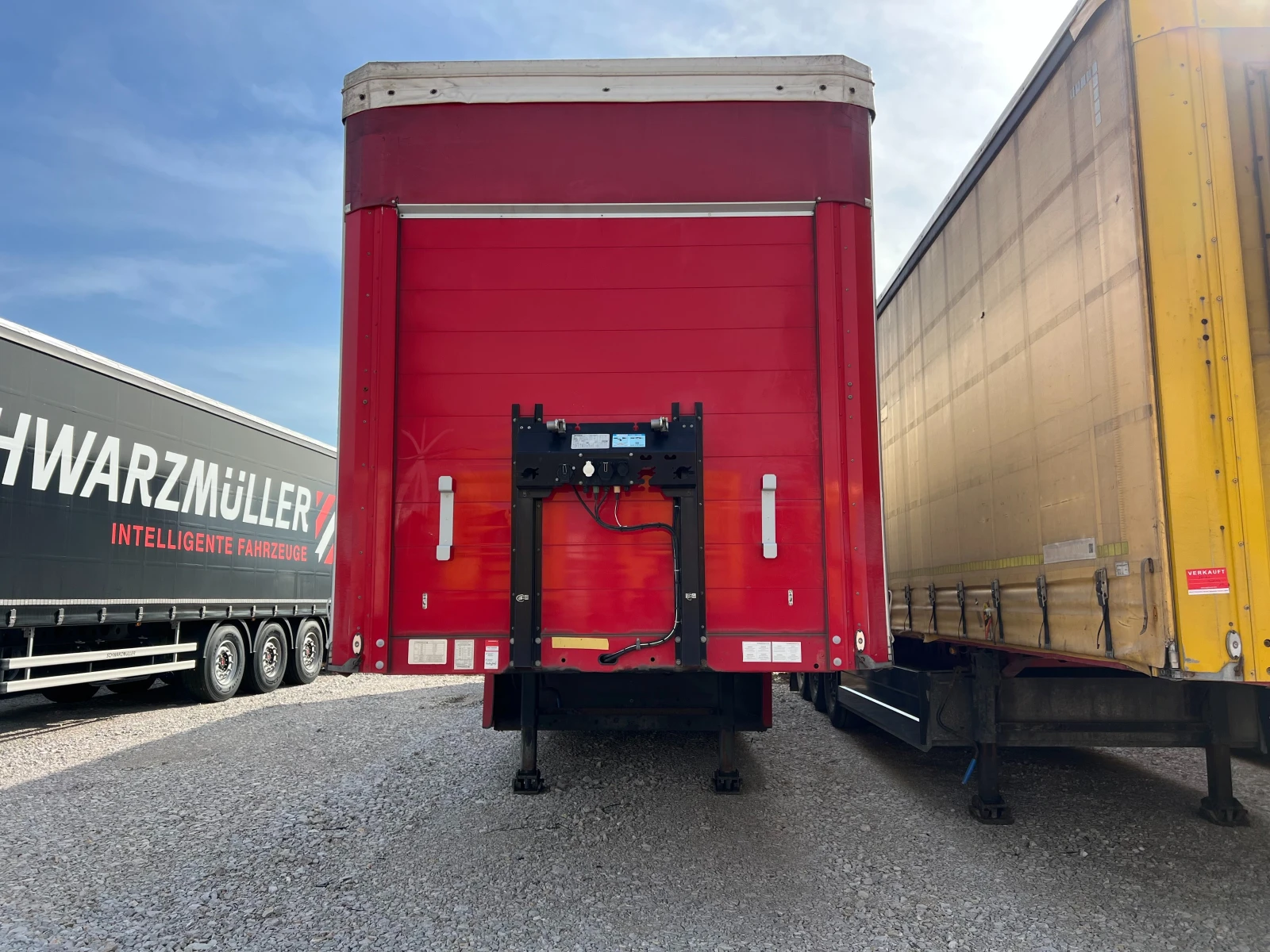 Полуремарке Schwarzmuller 5790 кг, 2 броя, BPW, снимка 2 - Ремаркета - 53724127