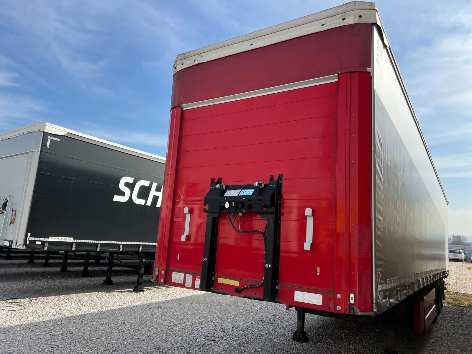 Полуремарке Schwarzmuller 5790 кг, 2 броя, BPW, снимка 3 - Ремаркета - 53724127