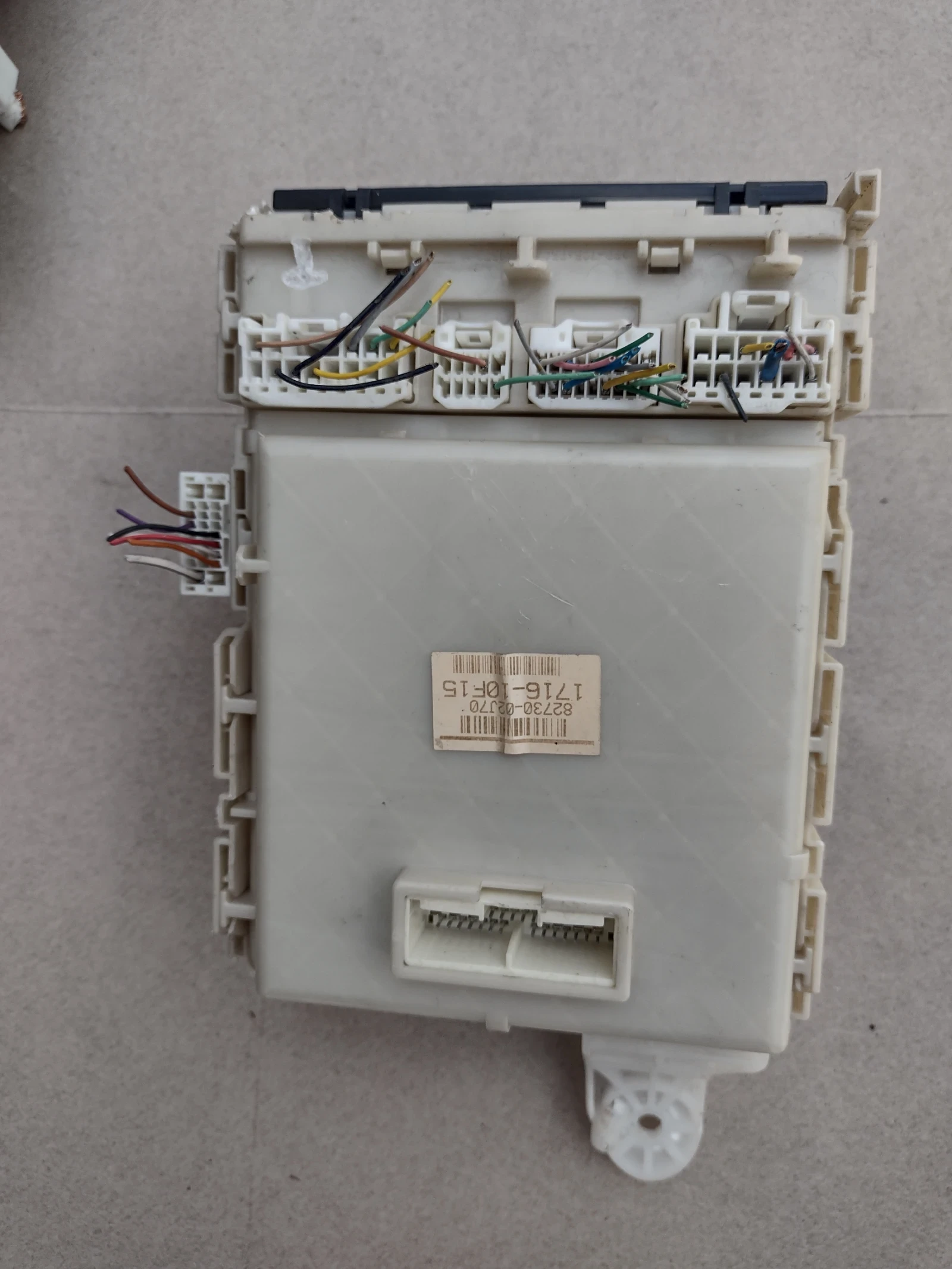 82730-02J70  ������� ����� �� TOYOTA AURIS 1.4 D4D  8273002J70 | Mobile.bg � ����������� 2