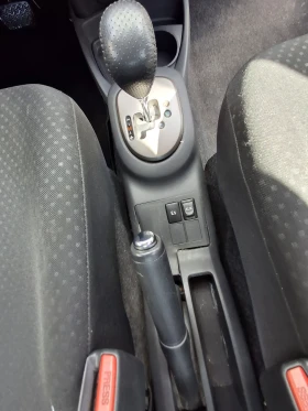 Toyota Yaris 1.3 vvti 6speed, снимка 9
