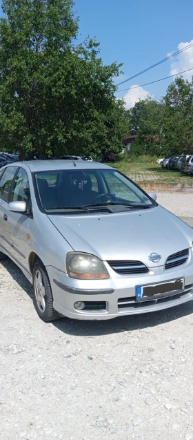    Nissan Almera tino