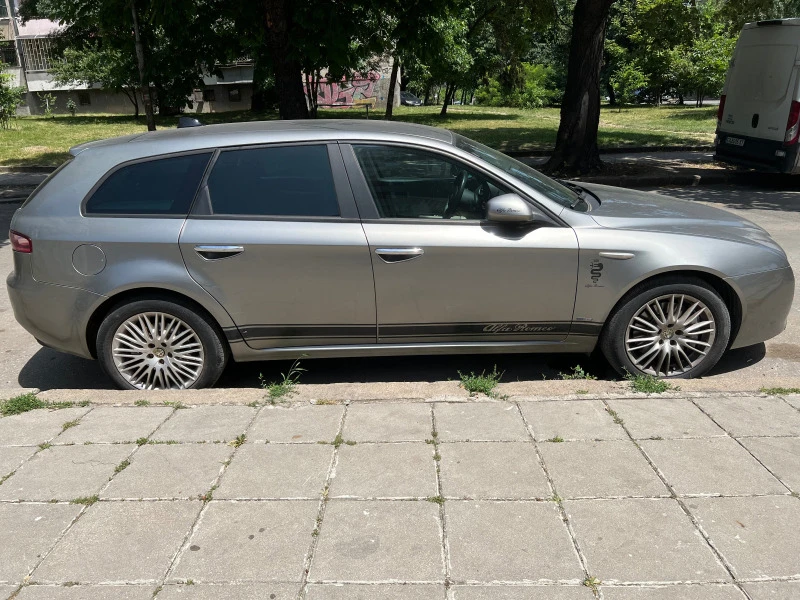 Alfa Romeo 159 sportwagon 2.4, снимка 14 - Автомобили и джипове - 44058454