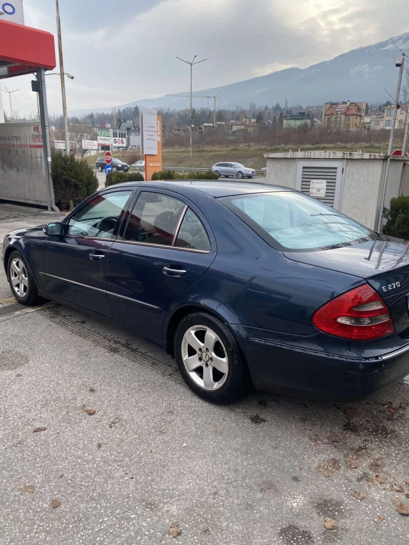 Mercedes-Benz E 270, снимка 8 - Автомобили и джипове - 48344243