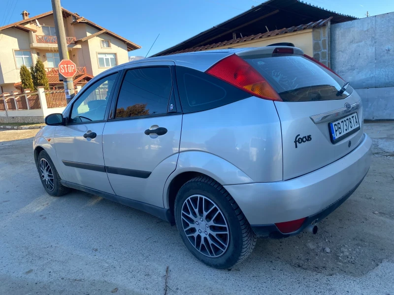 Ford Focus 1.6 Газ/бензин, снимка 5 - Автомобили и джипове - 48935422