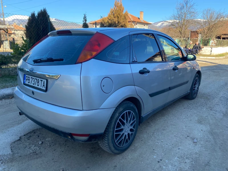 Ford Focus 1.6 Газ/бензин, снимка 6 - Автомобили и джипове - 48935422