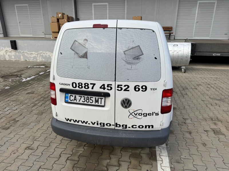 VW Caddy 1.9 TDI, снимка 4 - Автомобили и джипове - 48797853