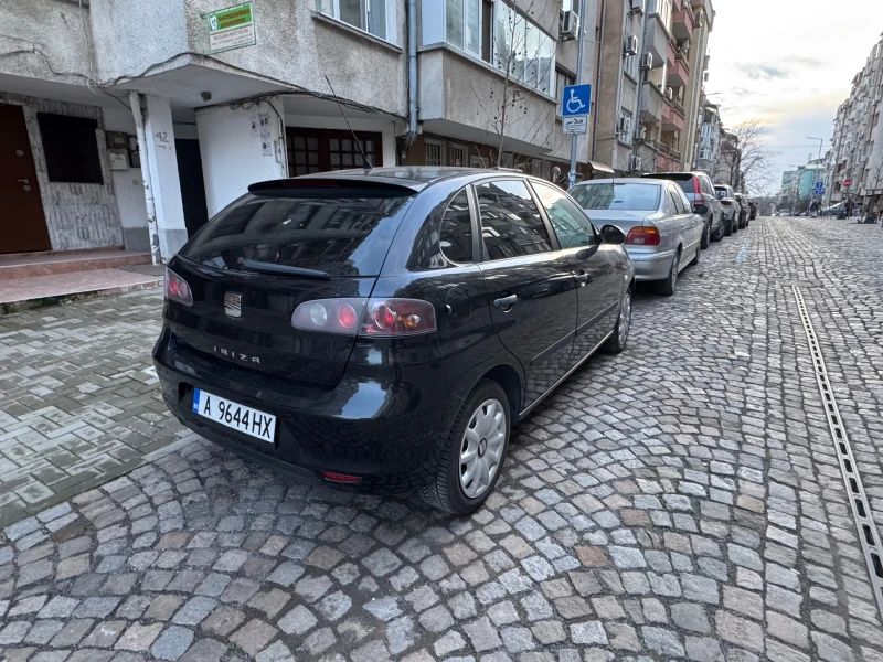 Seat Ibiza 1.2, снимка 5 - Автомобили и джипове - 48954096