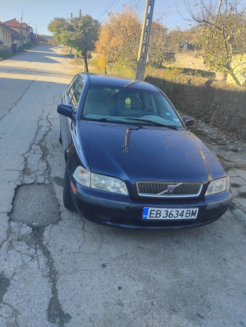 Volvo V40 1.9D 115k.s, снимка 1 - Автомобили и джипове - 48951134