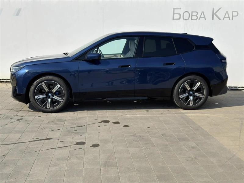 BMW iX xDrive40, снимка 3 - Автомобили и джипове - 51066508
