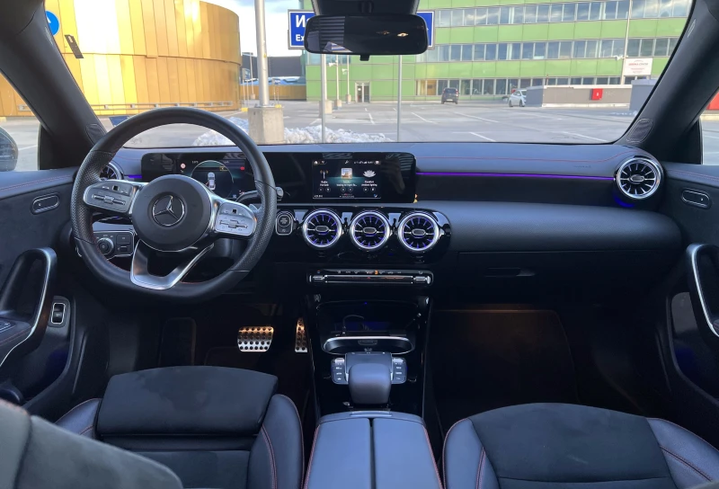 Mercedes-Benz CLA 180, снимка 6 - Автомобили и джипове - 51661113