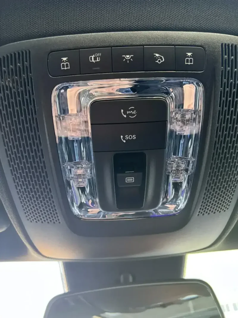 Mercedes-Benz CLA 180, снимка 13 - Автомобили и джипове - 51661113