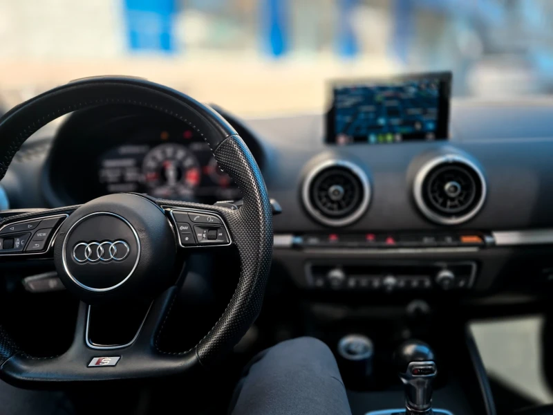 Audi S3 Premium Plus, снимка 12 - Автомобили и джипове - 52010934