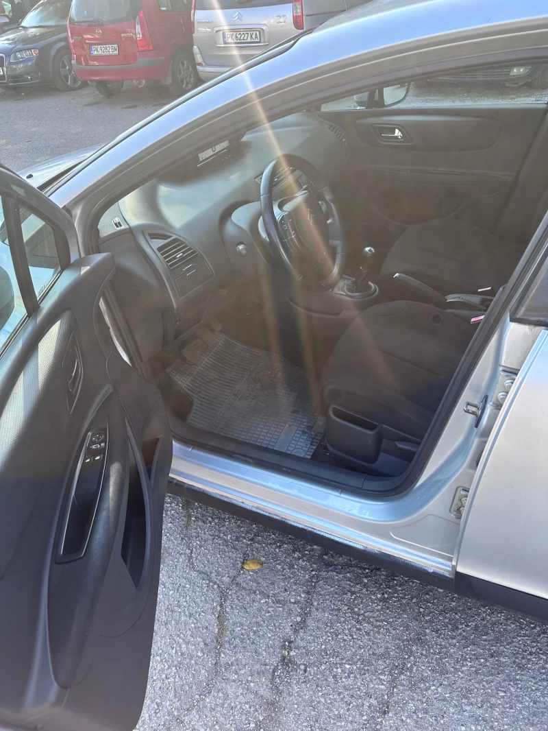 Citroen C4 1.4 16v, снимка 7 - Автомобили и джипове - 52073824