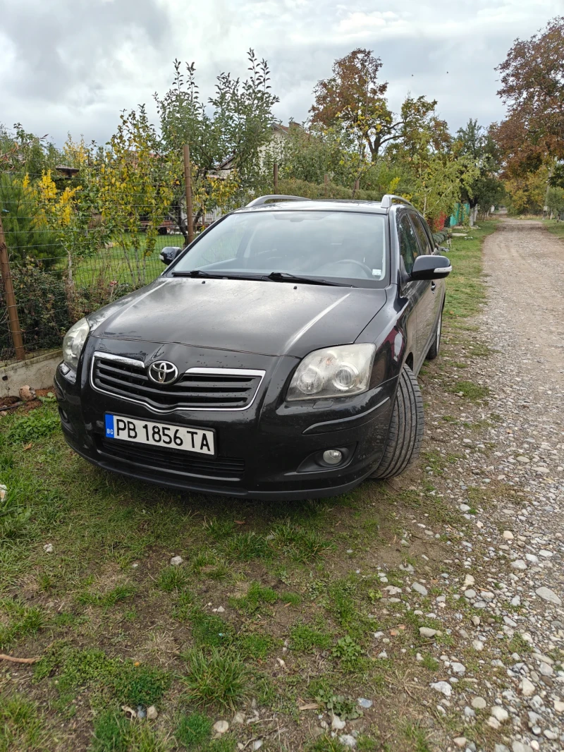 Toyota Avensis 2.0, 147кс, кожа, Facelift, семеен, снимка 12 - Автомобили и джипове - 52270686