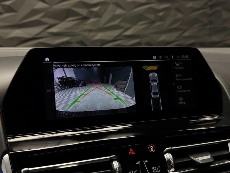 BMW 840 d xDrive M-sportpack H&K* Camera* Подгрев* , снимка 14 - Автомобили и джипове - 52558184