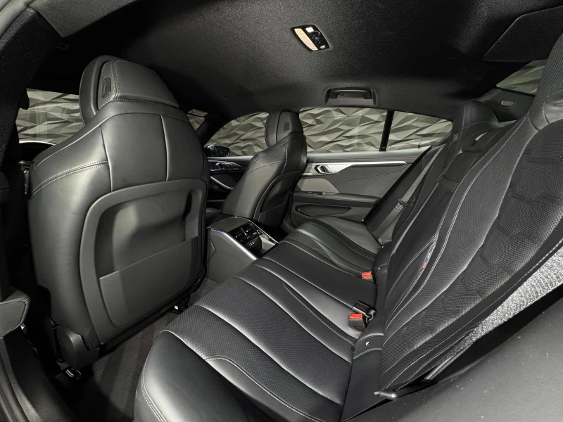 BMW 840 d xDrive M-sportpack H&K* Camera* Подгрев* , снимка 8 - Автомобили и джипове - 52558184
