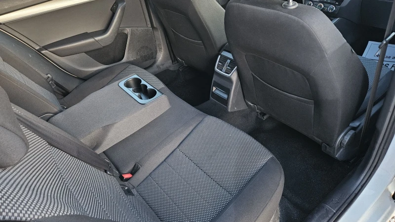 Skoda Octavia 1.6 TDI.., снимка 10 - Автомобили и джипове - 52844108