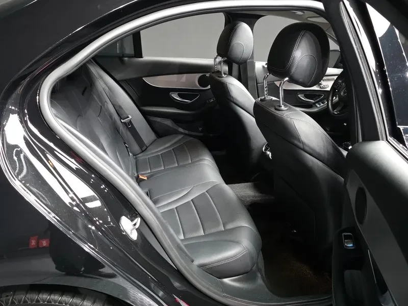 Mercedes-Benz C 220 D Avantgarde, снимка 12 - Автомобили и джипове - 55740204