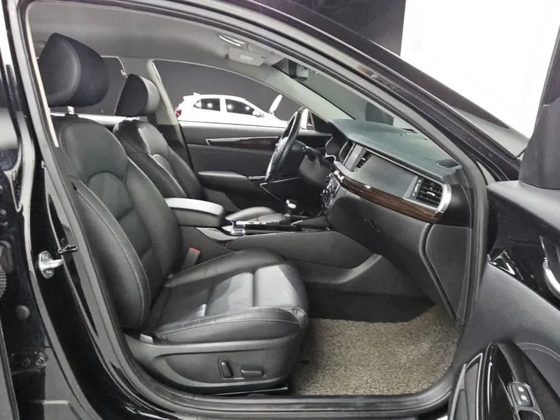 Kia K7 3.0 Lpi Luxury, снимка 12 - Автомобили и джипове - 55898378