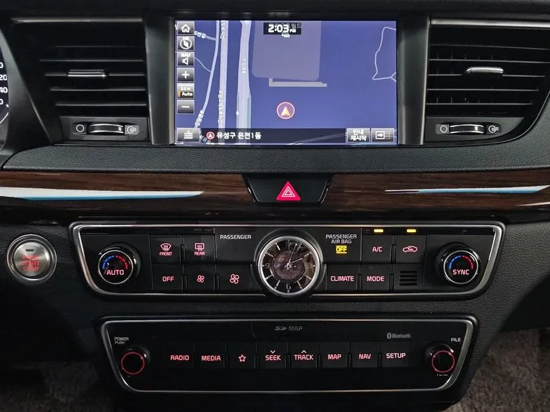 Kia K7 3.0 Lpi Luxury, снимка 16 - Автомобили и джипове - 55898378
