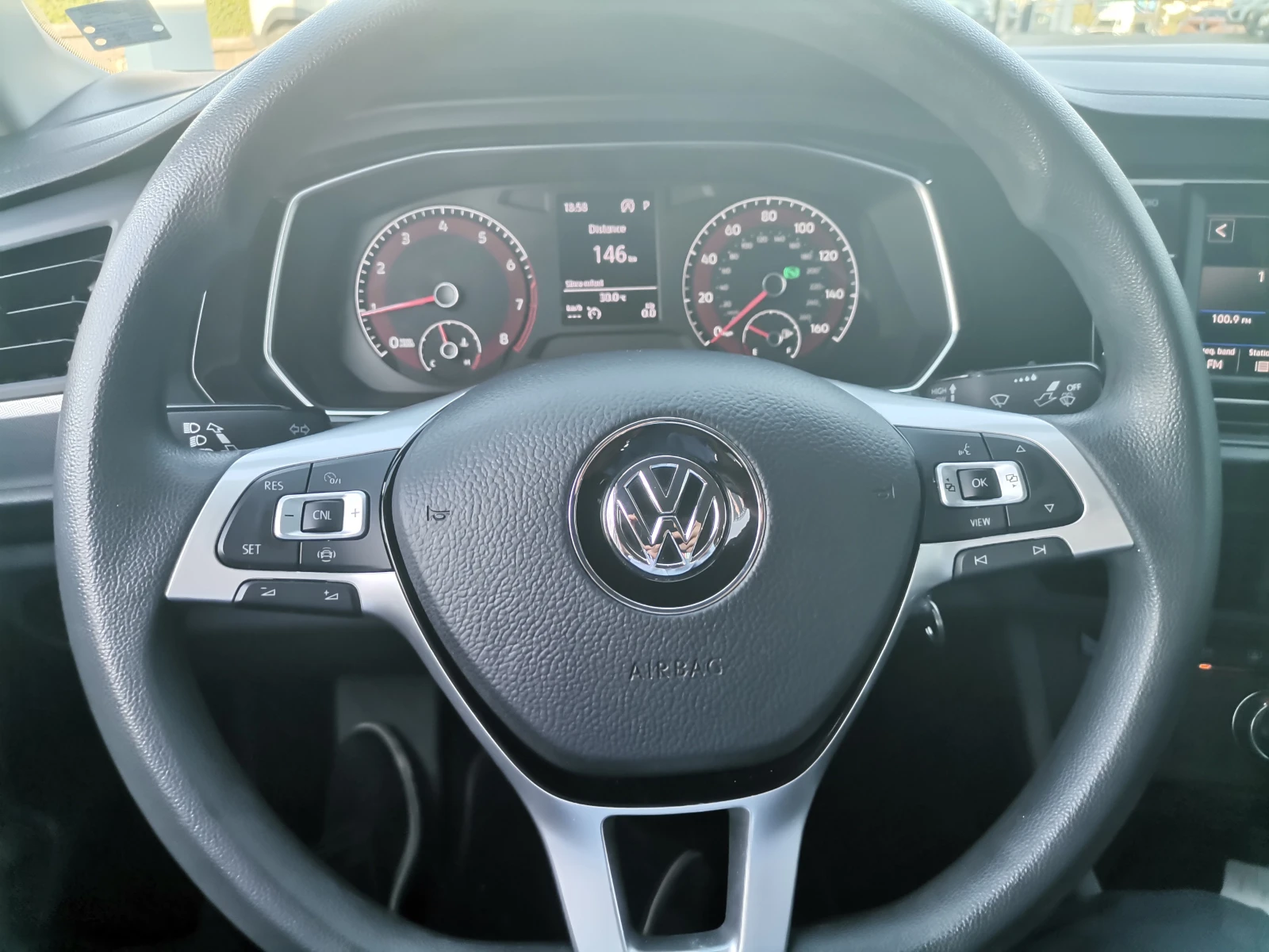 VW Jetta  - изображение 5