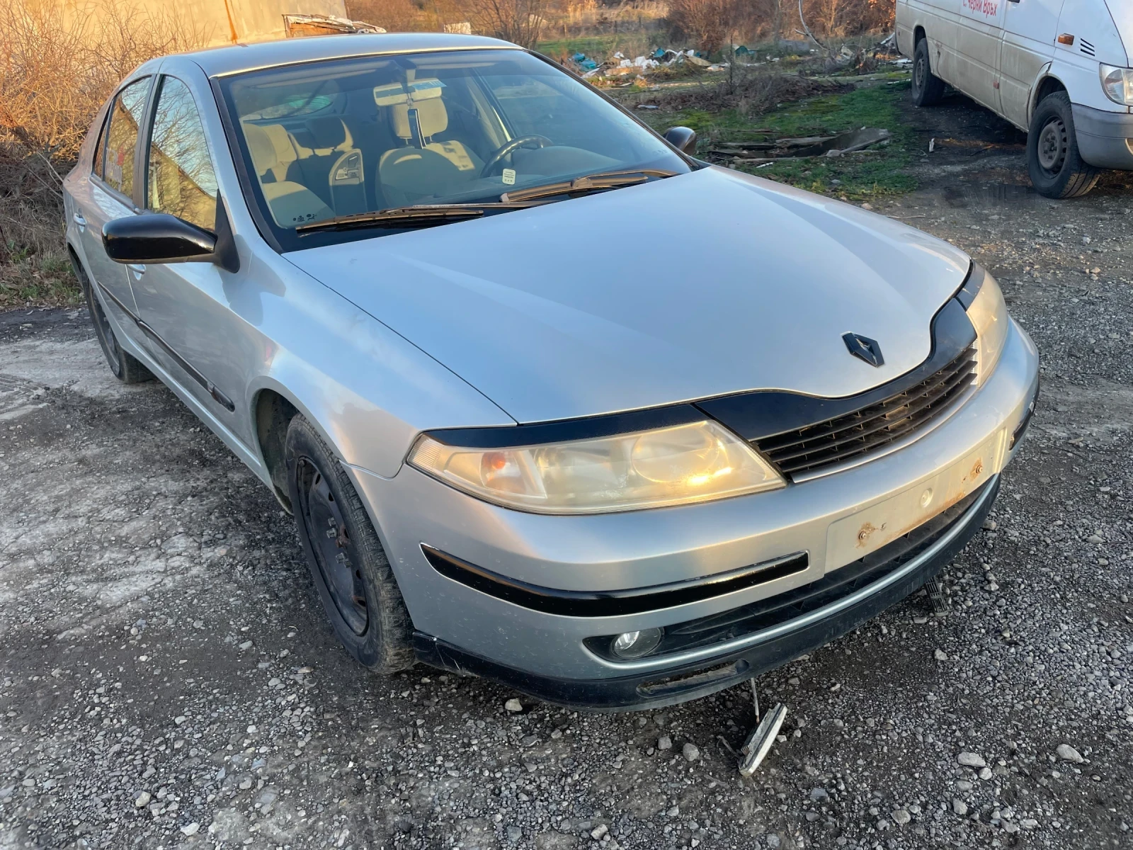 Renault Laguna 1.9 - изображение 2