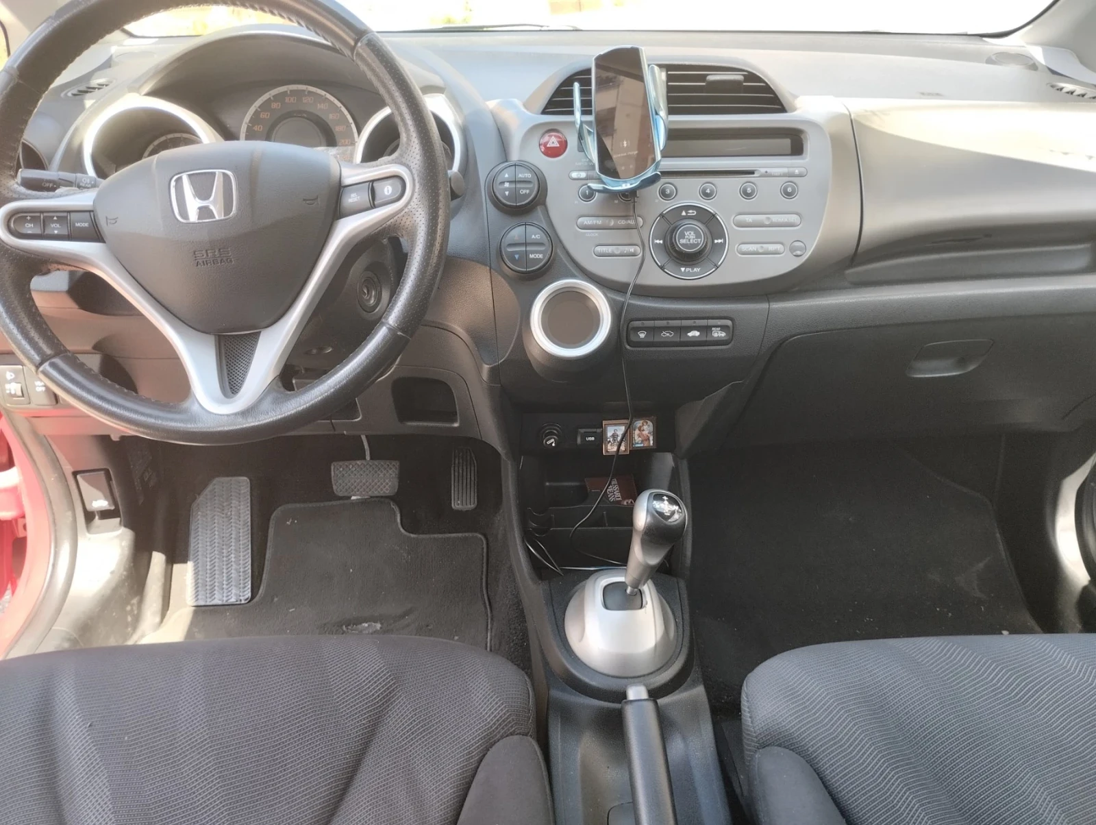 Honda Jazz  - изображение 9