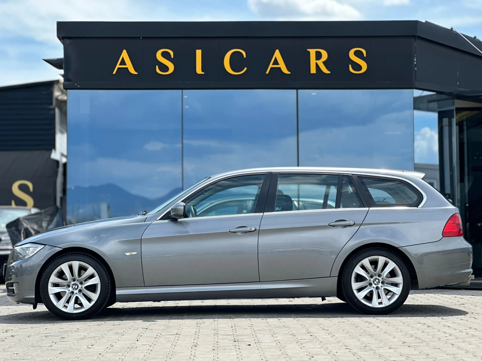 BMW 318 / 2.0D / 143 HP / FACELIFT / EURO 5 / TOP / - изображение 2