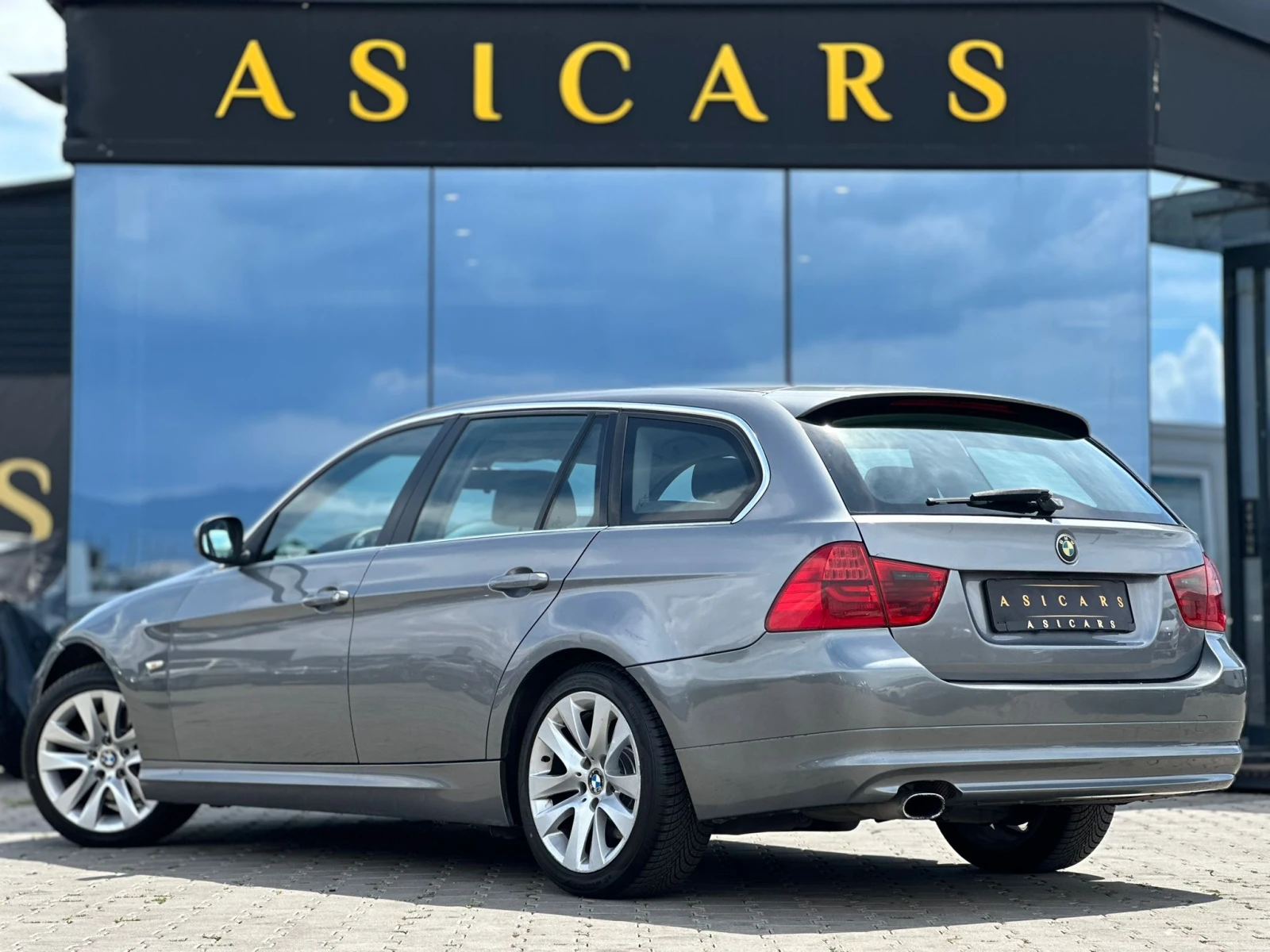 BMW 318 / 2.0D / 143 HP / FACELIFT / EURO 5 / TOP / - изображение 3