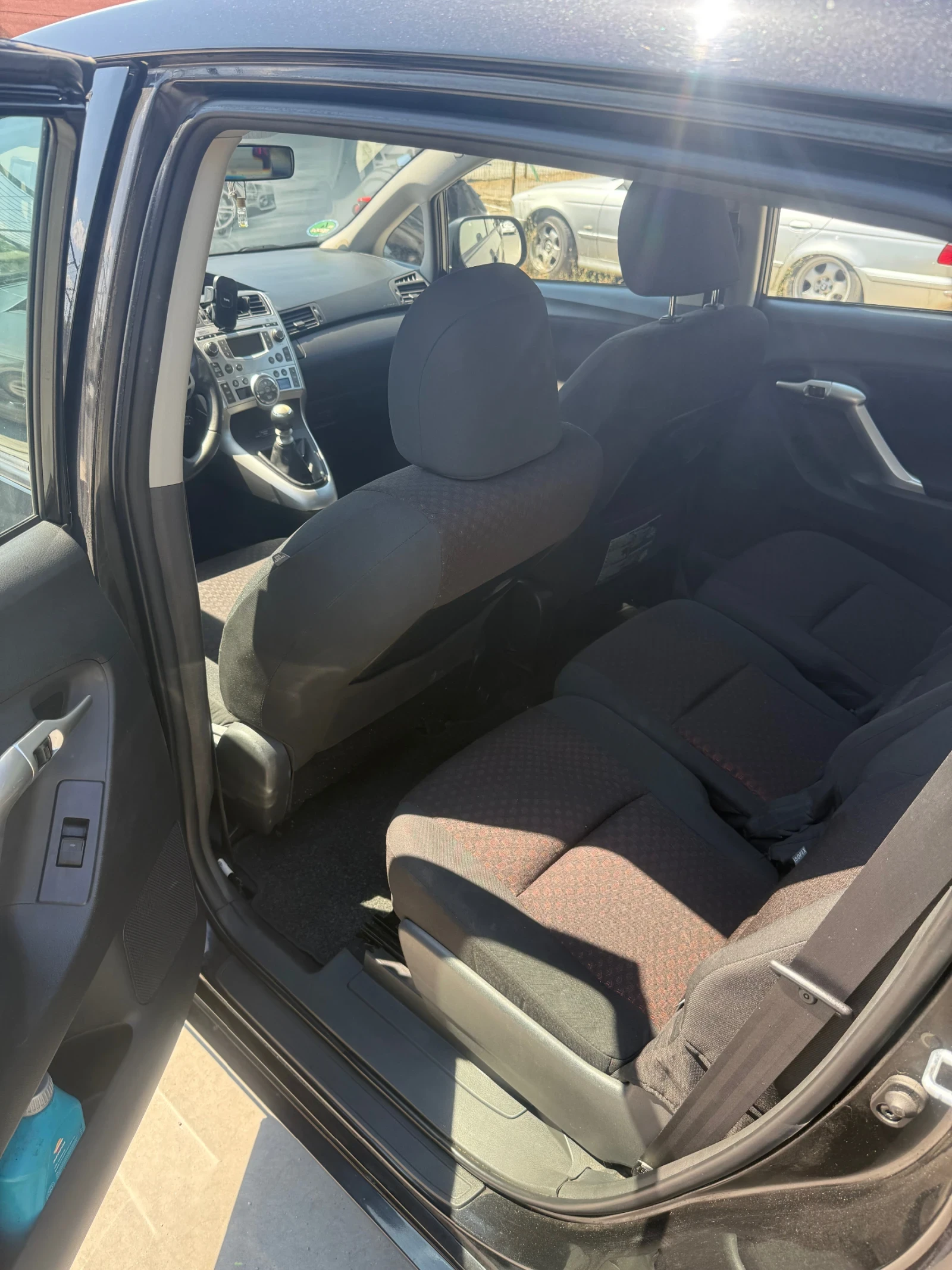 Toyota Verso 2.0 D4D 126к.с - изображение 5