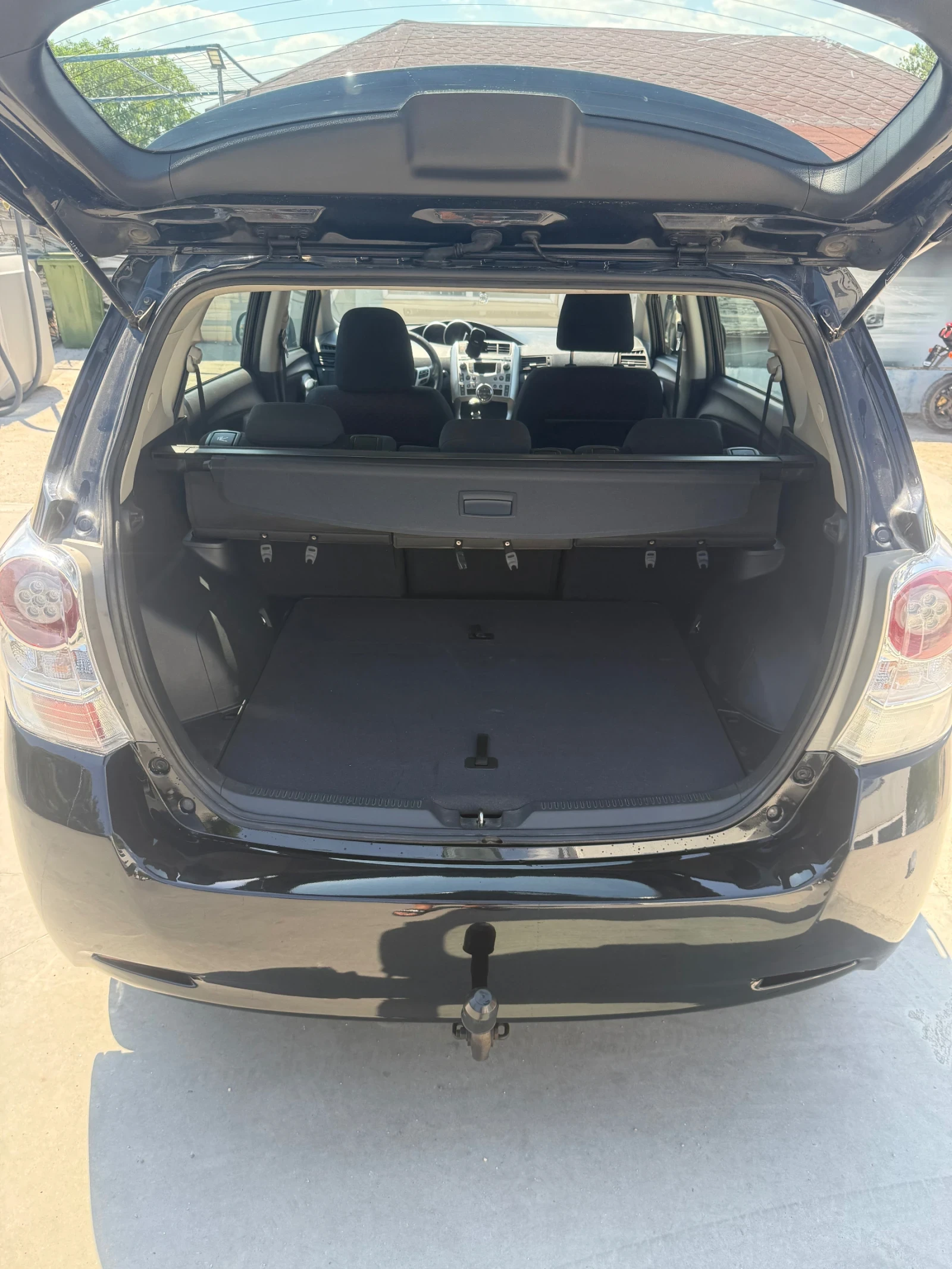 Toyota Verso 2.0 D4D 126к.с - изображение 4