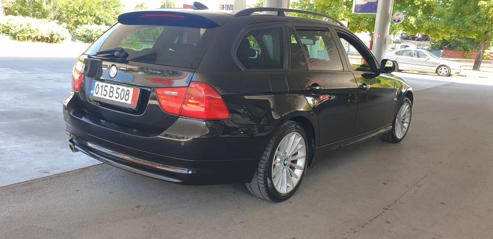 BMW 320 2.0 - изображение 4