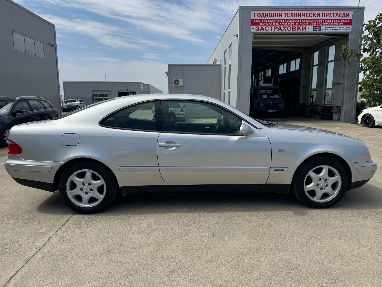 Mercedes-Benz CLK 2.3 бензин - изображение 3