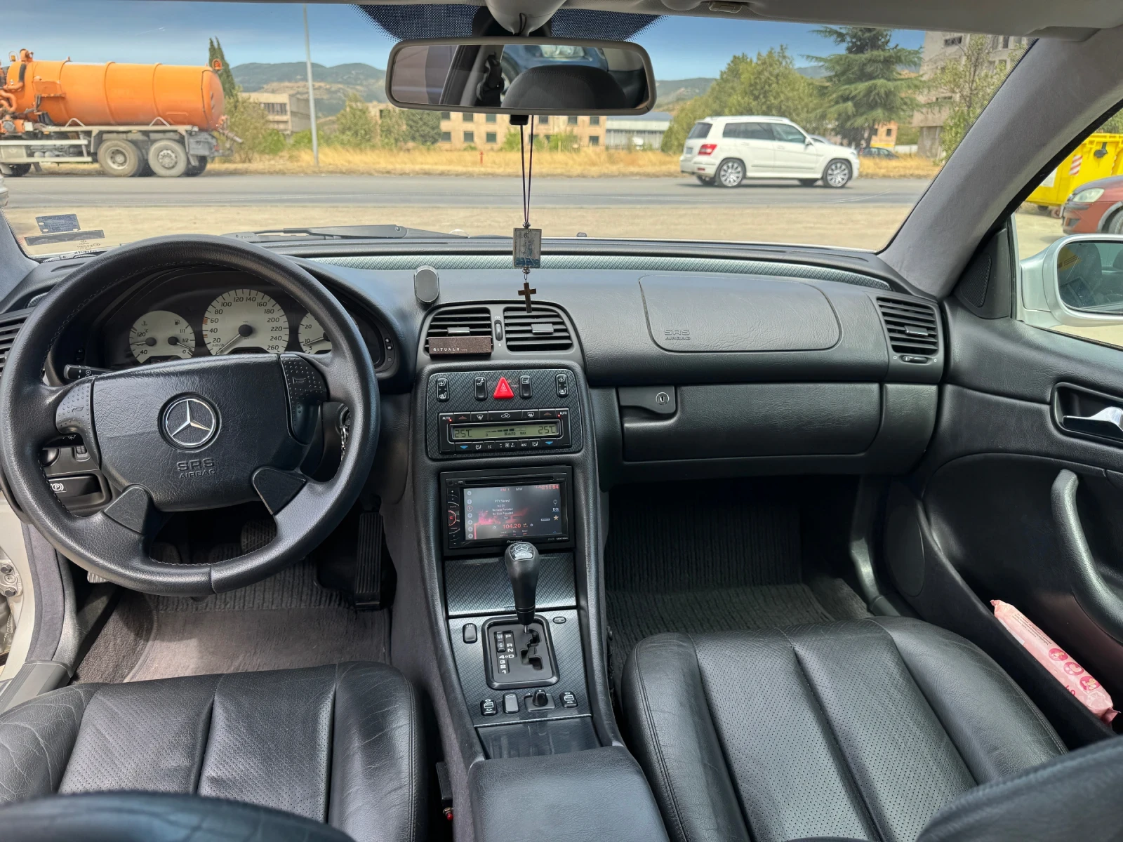 Mercedes-Benz CLK 2.3 бензин - изображение 9