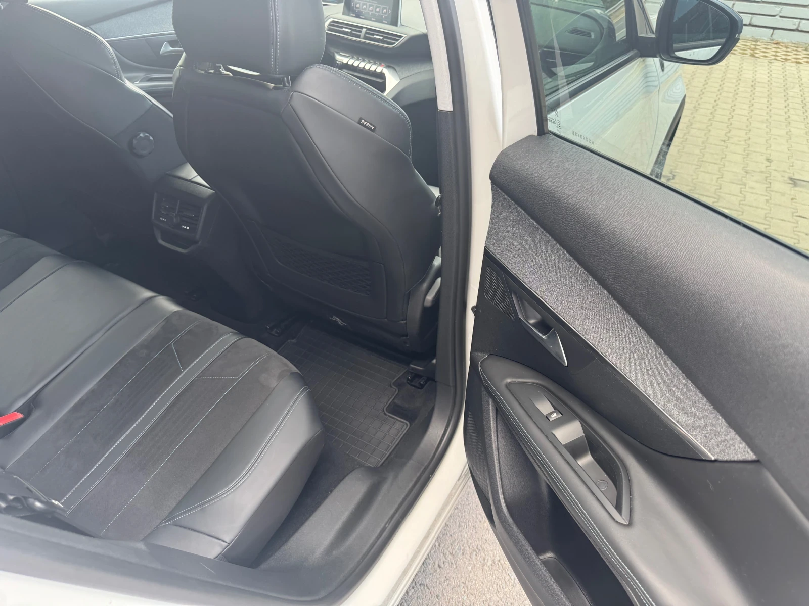 Peugeot 3008 KEYLESS / МЪРТВА ТОЧКА / CROSSWAY / 111 хил км - изображение 10