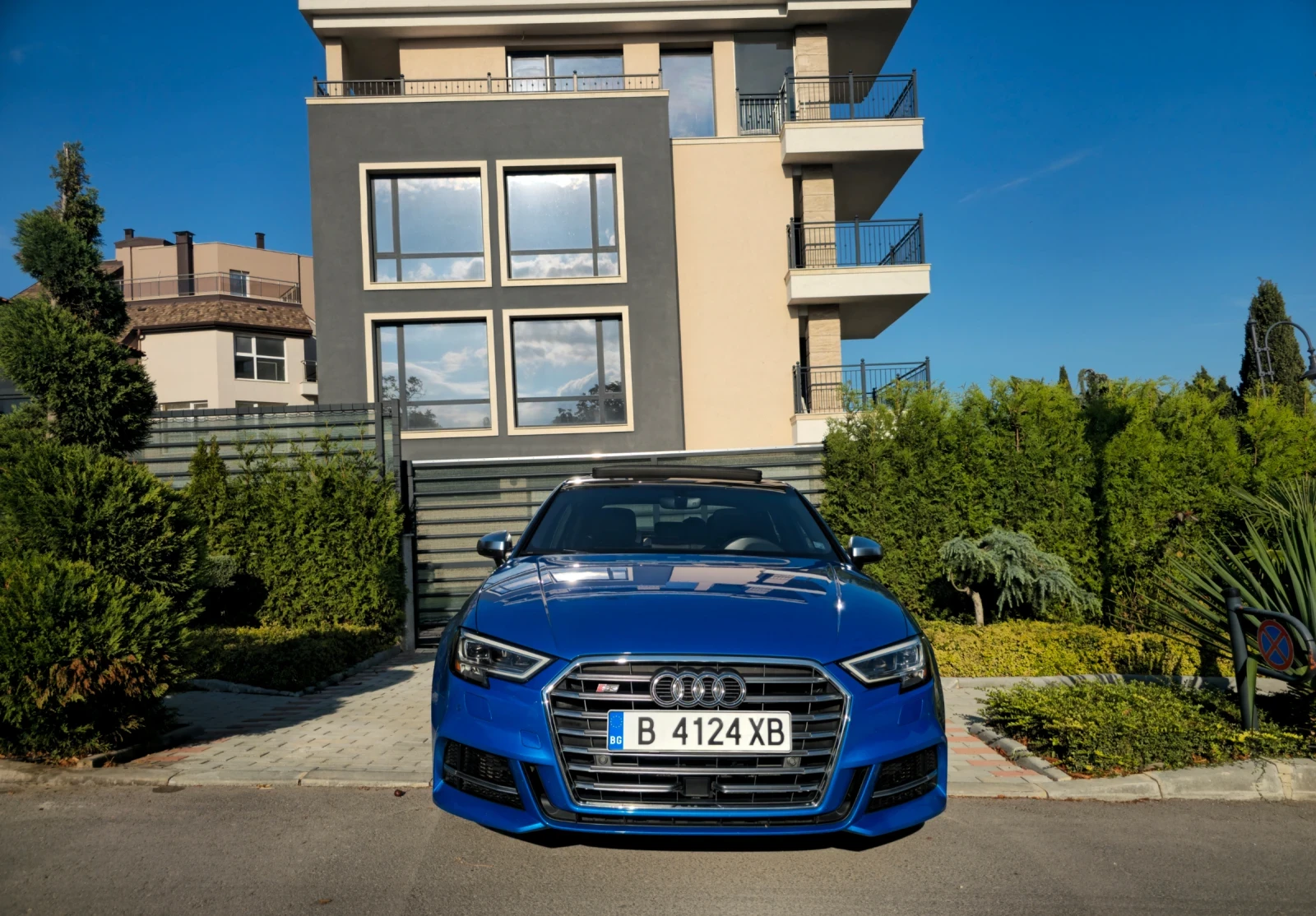 Audi S3 Premium Plus - изображение 3