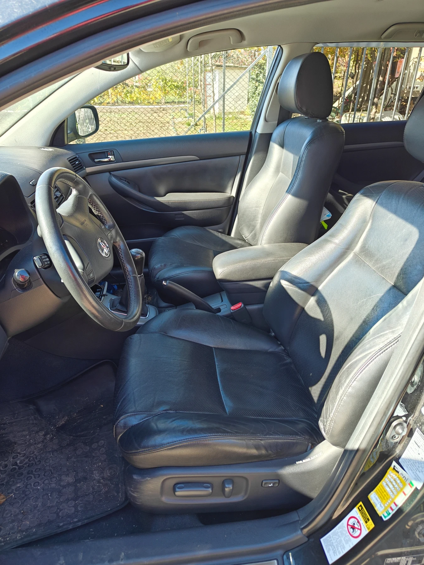 Toyota Avensis 2.0, 147кс, кожа, Facelift, семеен - изображение 7