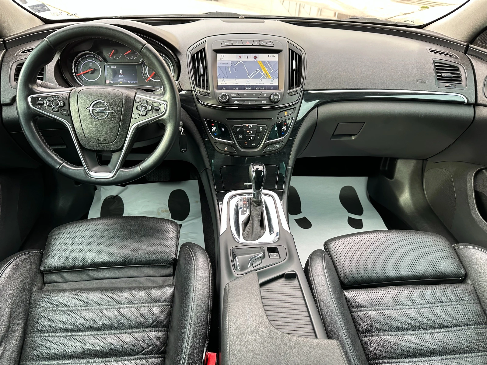 Opel Insignia 2.0d 195 к.с. - изображение 10