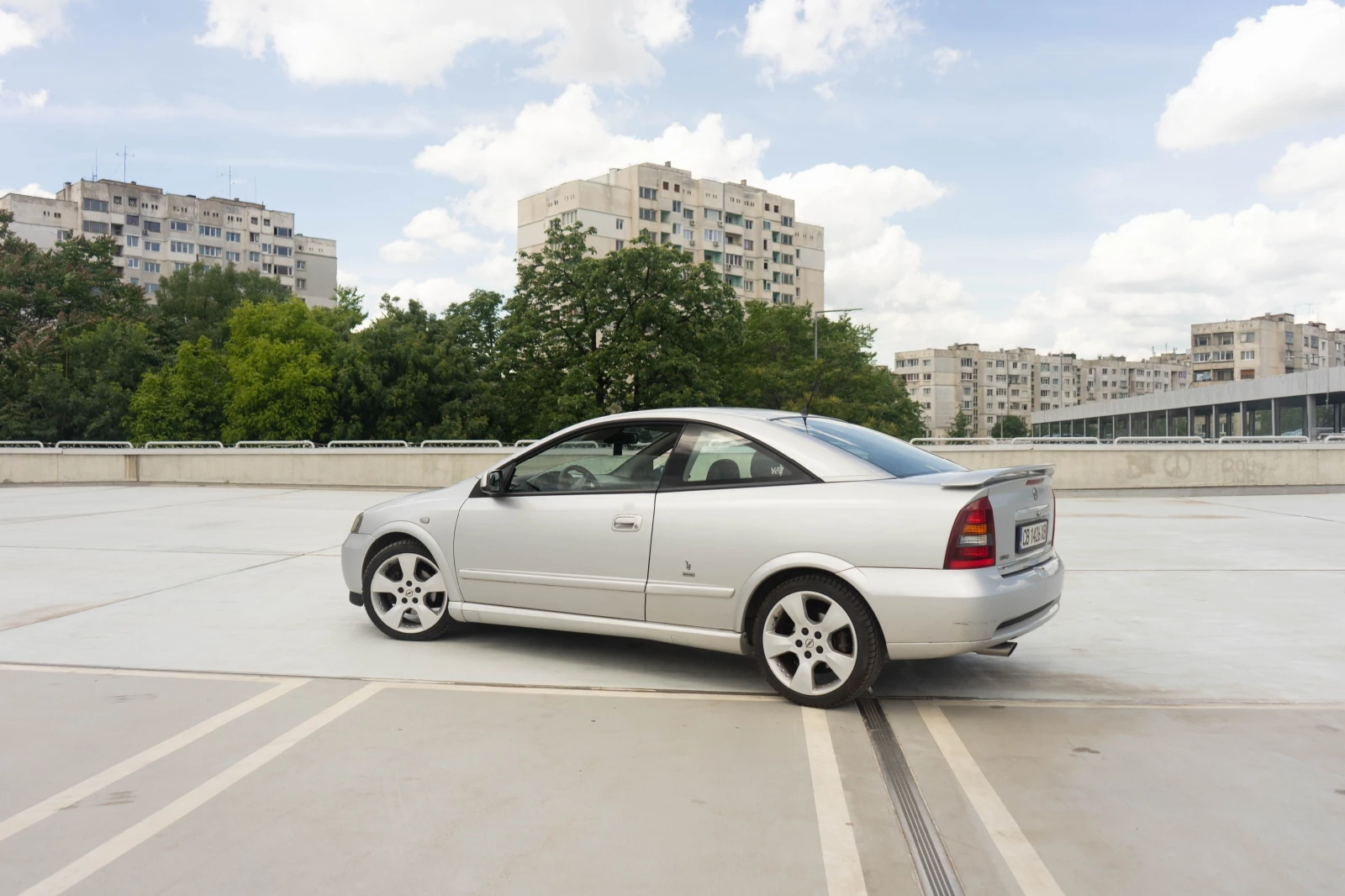 Opel Astra 2.2 - изображение 2