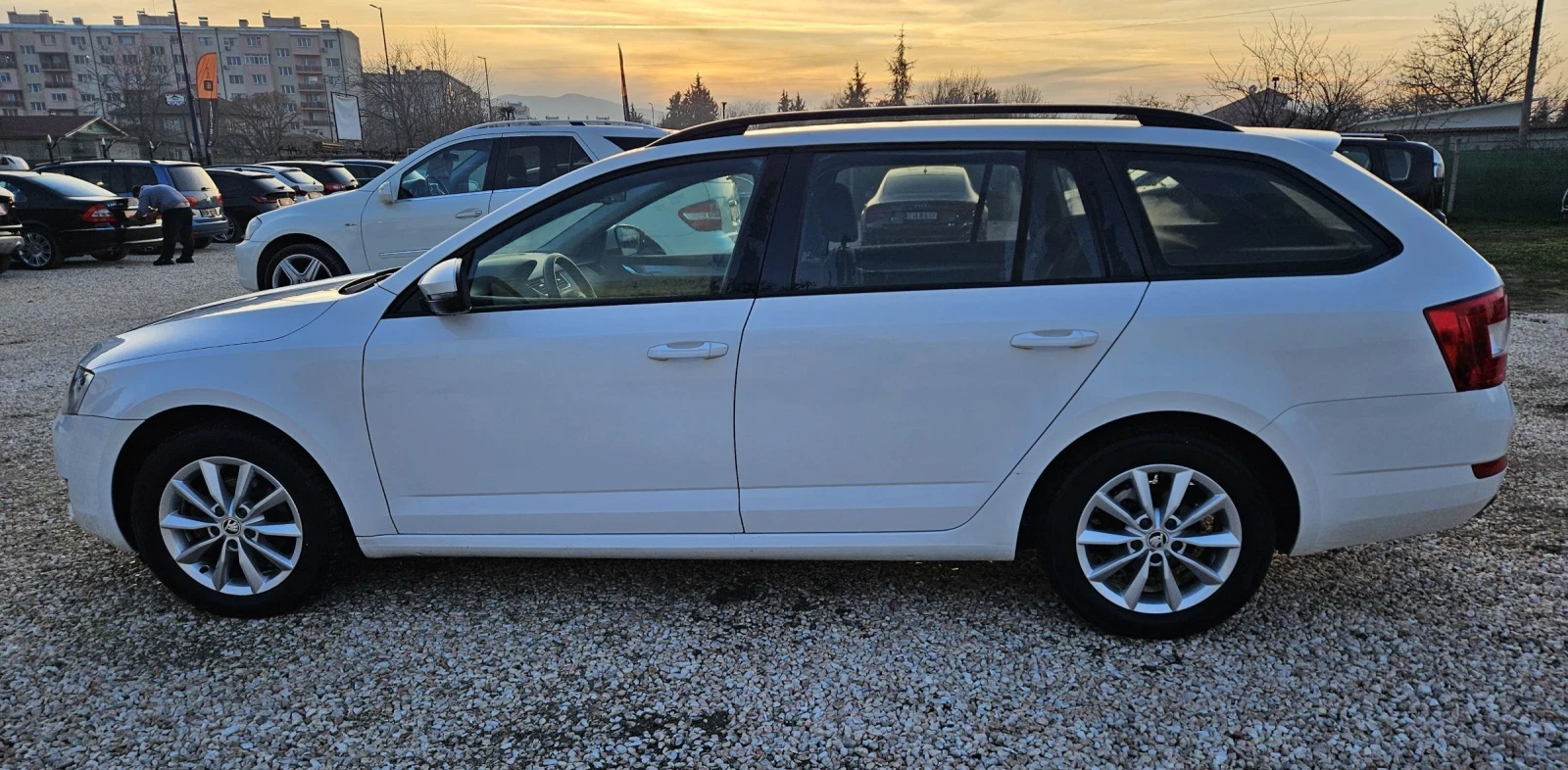 Skoda Octavia 1.6 TDI.. - изображение 8