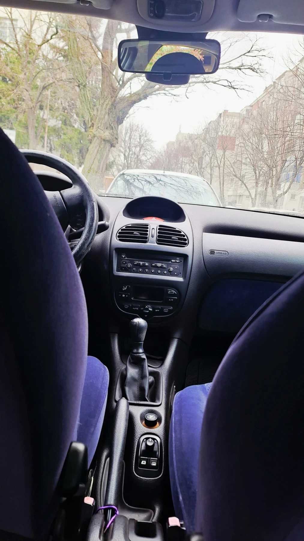 Peugeot 206 1.4 бензин, хечбек, 88 к.с. - изображение 10