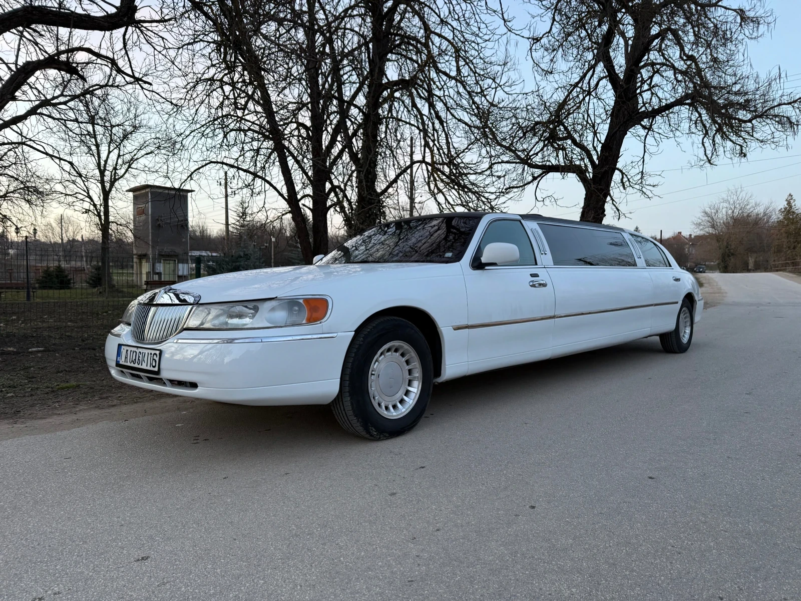 Lincoln Town car 5.0i* V8* ������� | Mobile.bg � ����������� 3