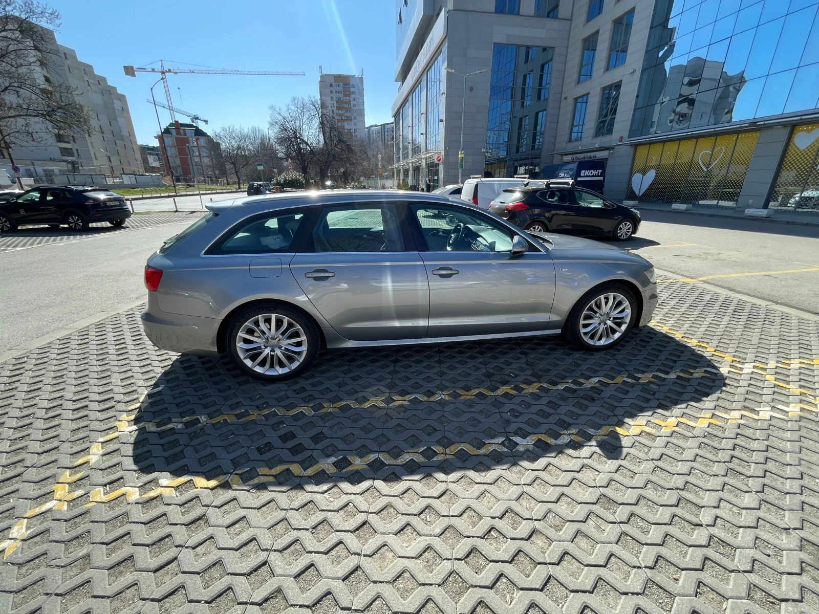 Audi A6 3.0 TDI Sline, снимка 4 - Автомобили и джипове - 53838444