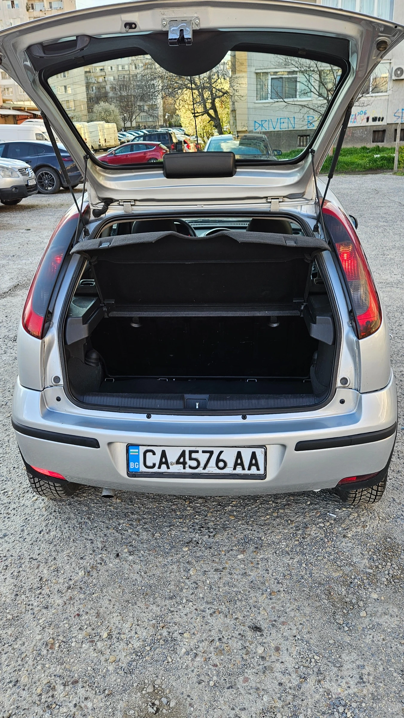 Opel Corsa, снимка 3 - Автомобили и джипове - 54183872