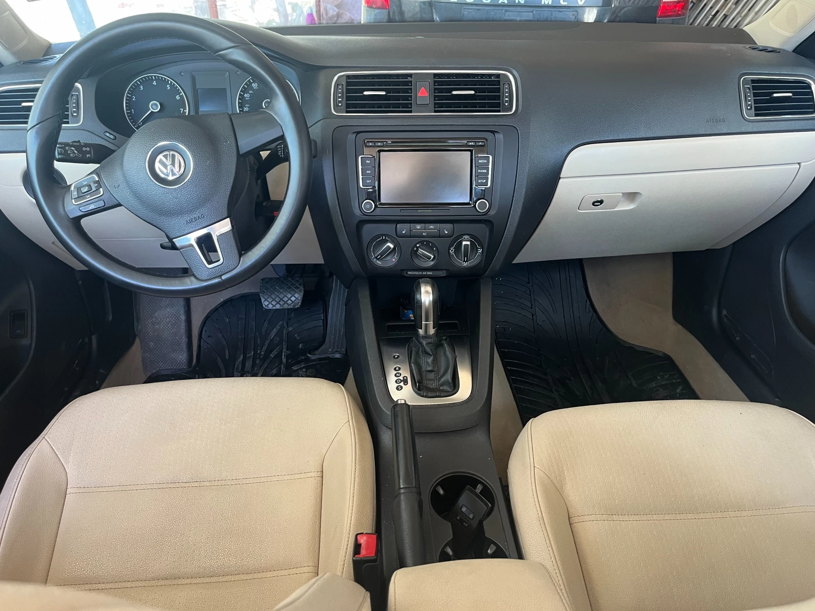 VW Jetta mk6 2.5 VR5, снимка 6 - Автомобили и джипове - 54722181