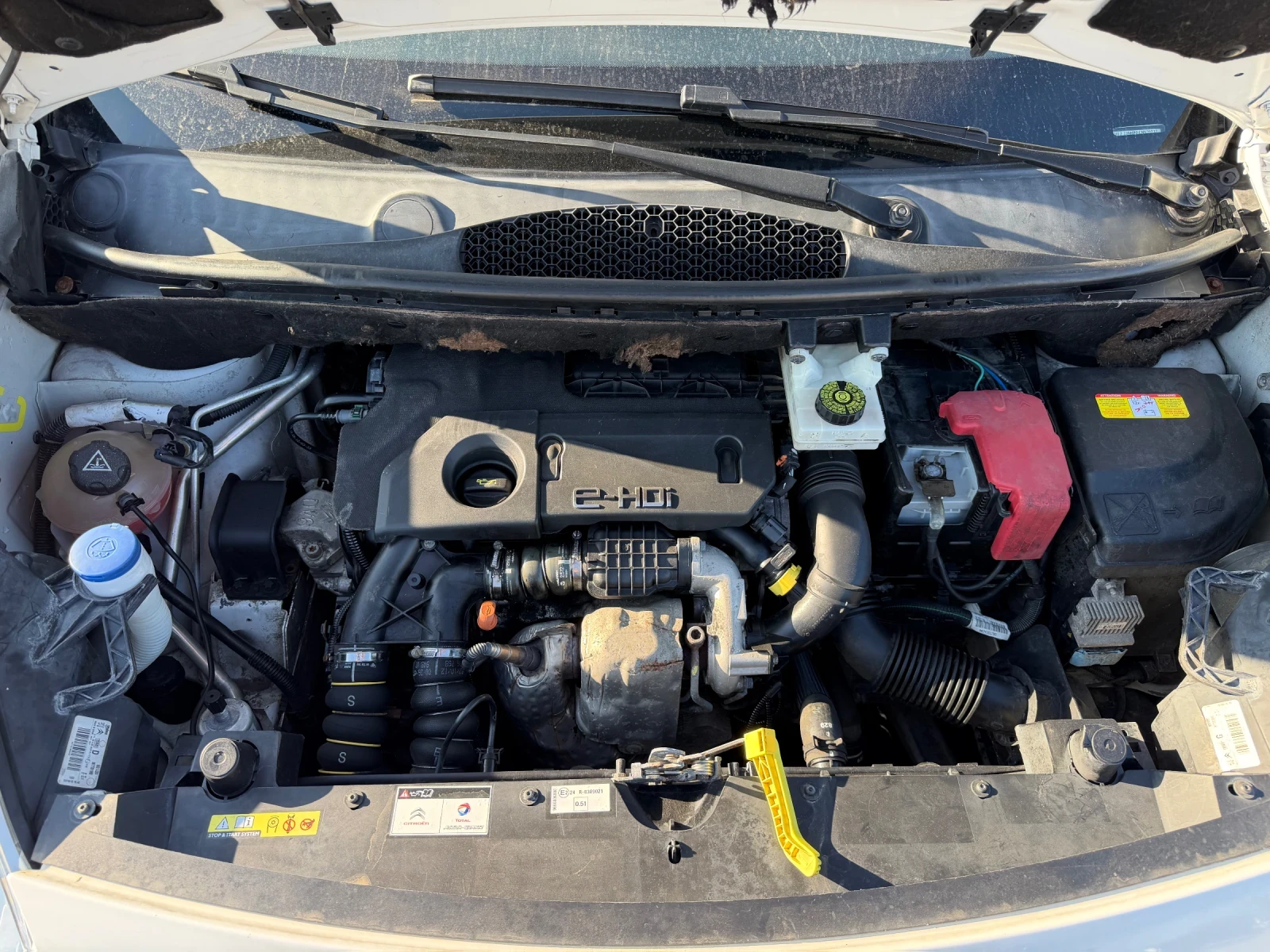 Citroen Berlingo 1.6eHDI-92PS, снимка 14 - Автомобили и джипове - 55944459
