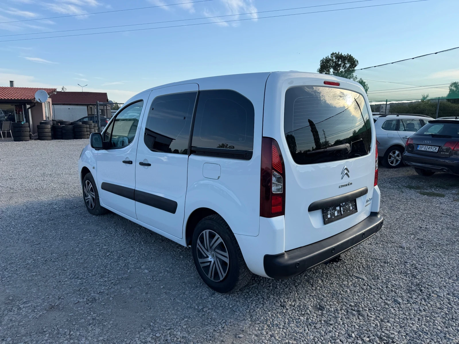 Citroen Berlingo 1.6eHDI-92PS, снимка 7 - Автомобили и джипове - 55944459