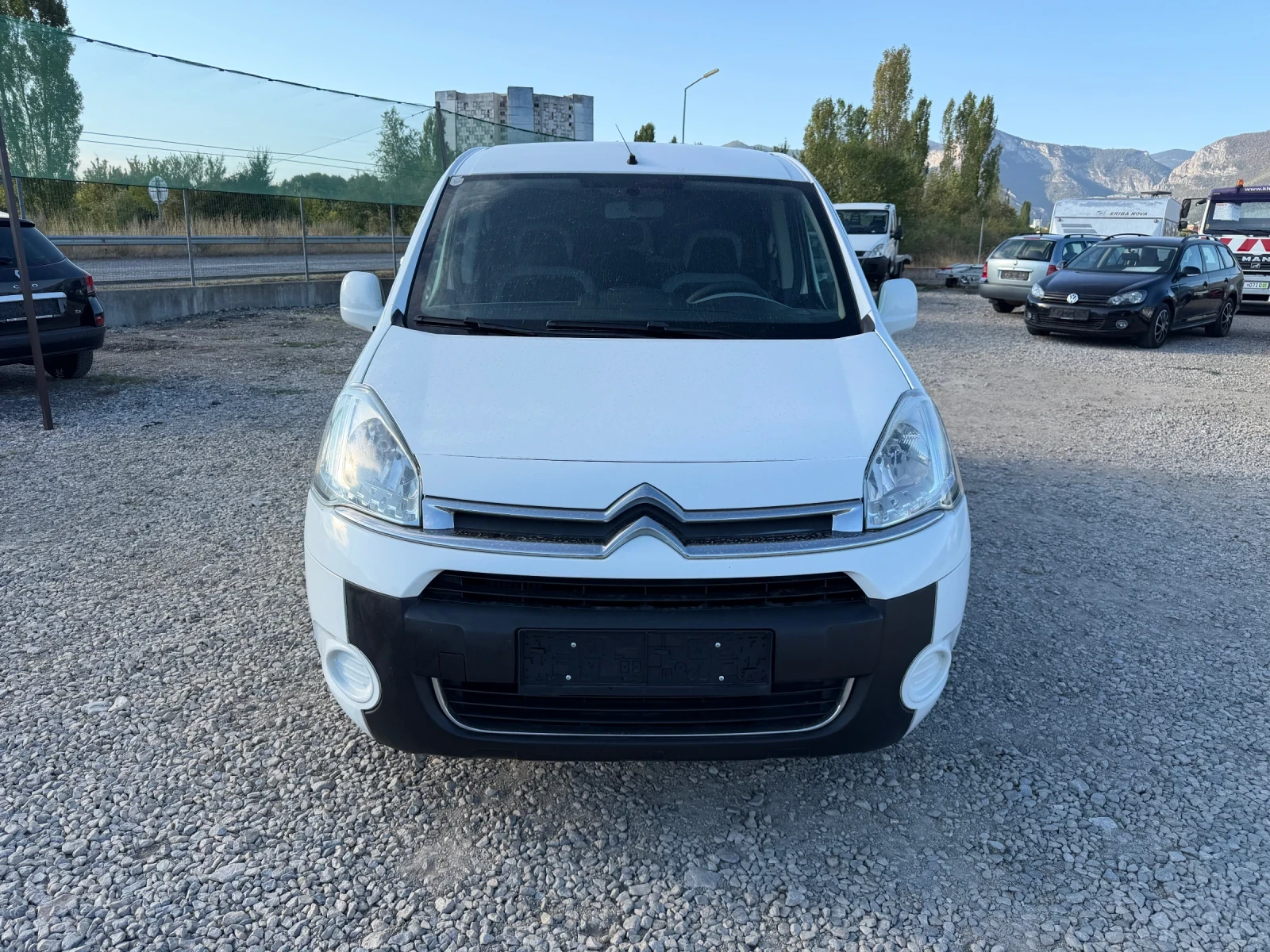 Citroen Berlingo 1.6eHDI-92PS, снимка 2 - Автомобили и джипове - 55944459