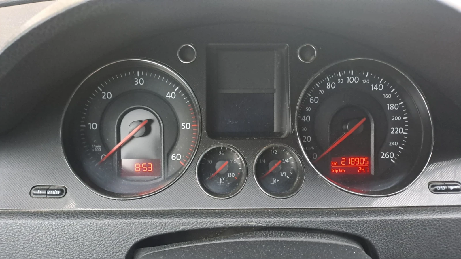 VW Passat, снимка 9 - Автомобили и джипове - 56133061