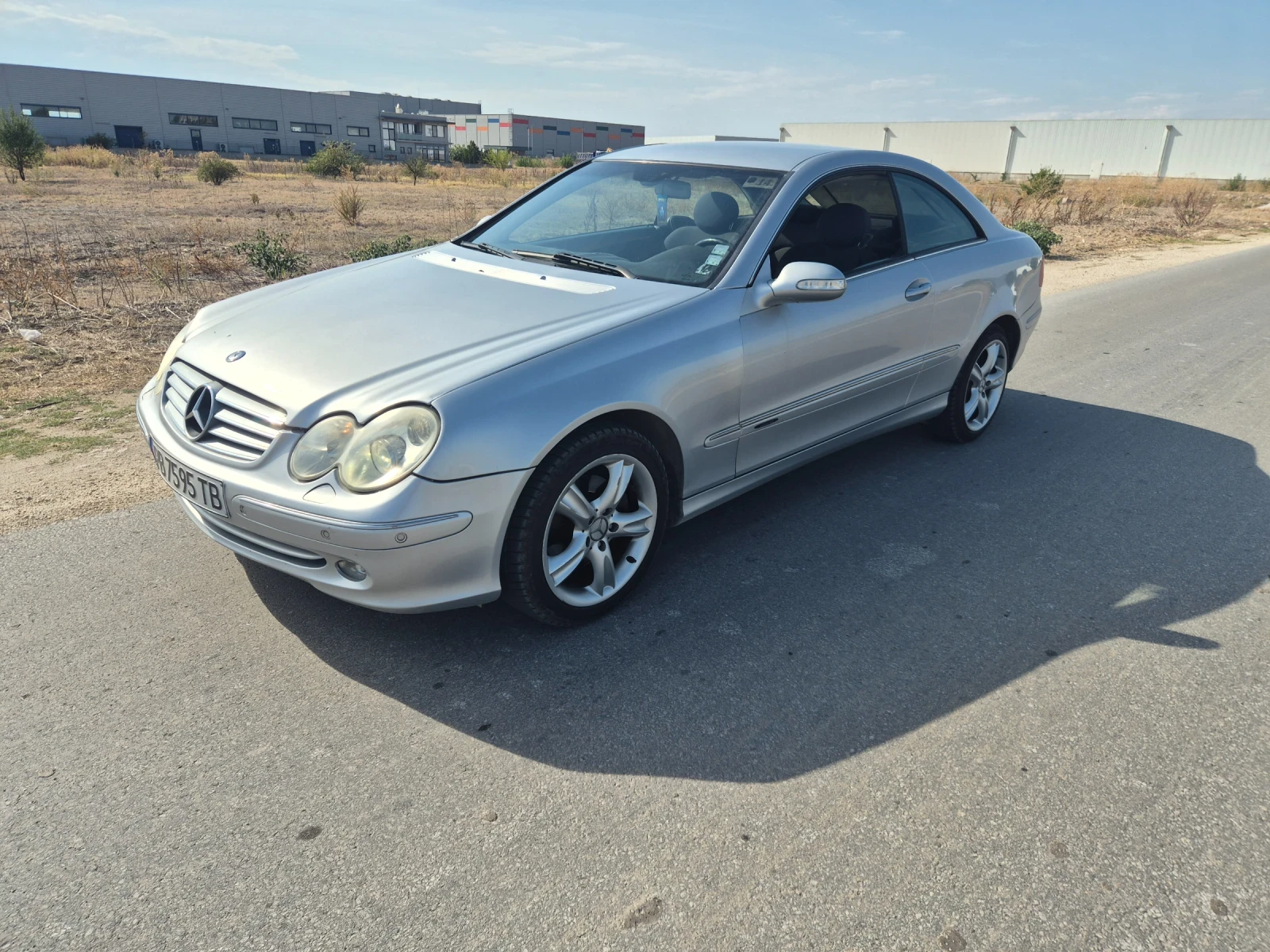 Mercedes-Benz CLK 240, снимка 3 - Автомобили и джипове - 56139640